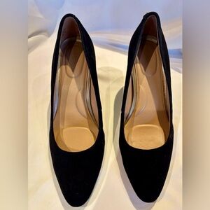 Aerosole NEW Black Suede Pumps size 8.5